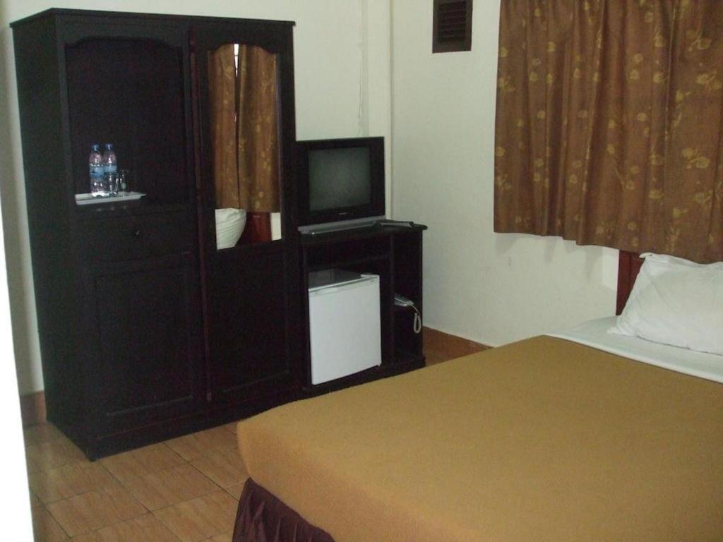 Souvanna 2 Hotel Виентиане Екстериор снимка